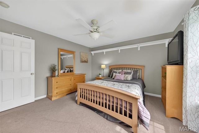 32 Lemhi Pass Court, Dardenne Prairie, MO 63368