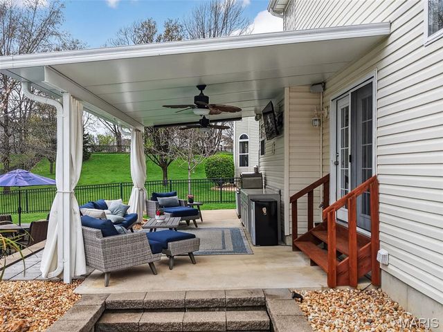 32 Lemhi Pass Court, Dardenne Prairie, MO 63368