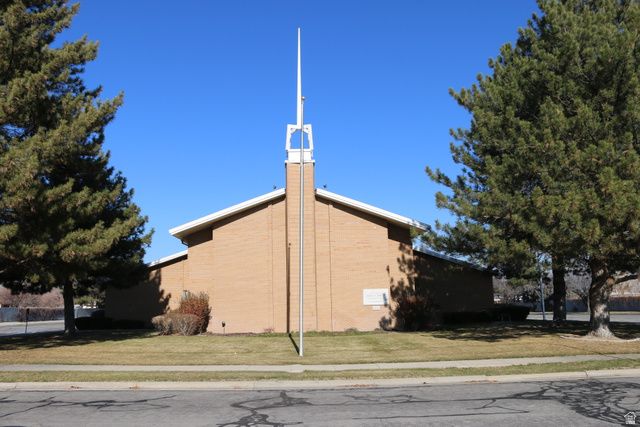 2030 W CHATEAU AVE, Taylorsville, UT 84129