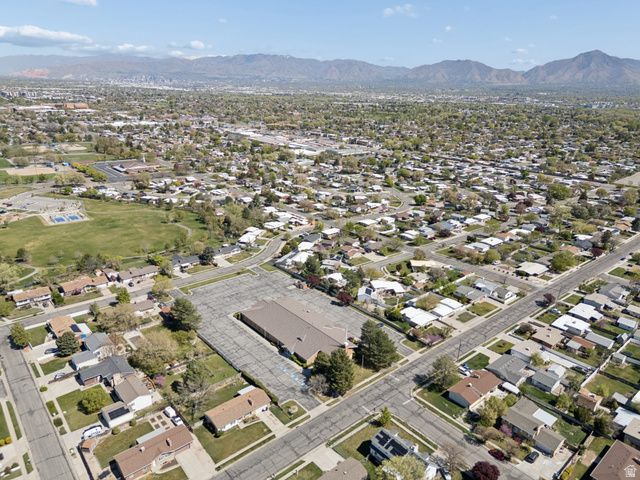 2030 W CHATEAU AVE, Taylorsville, UT 84129