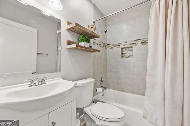 1281 Winburn Drive, East Point, GA 30344