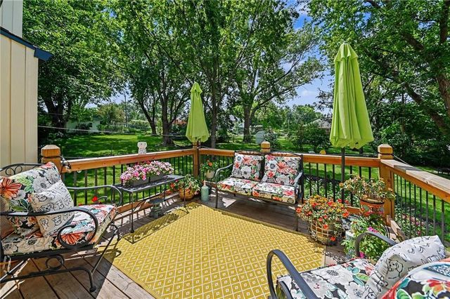 2407 NW 88th Street, Kansas City, MO 64154