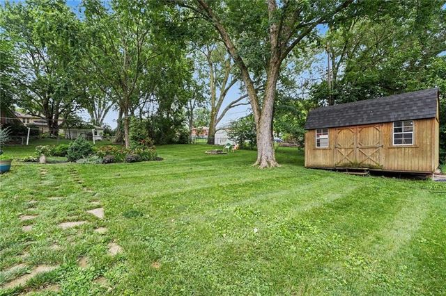 2407 NW 88th Street, Kansas City, MO 64154