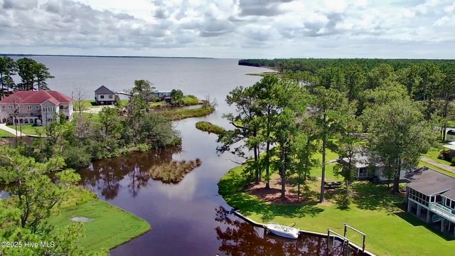 173 Hideaway Road, Belhaven, NC 27810