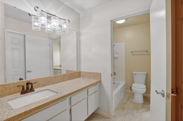 5239 Lake Knoll Ln, Fair Oaks, CA 95628