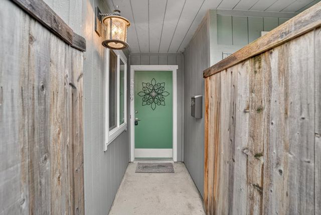 5239 Lake Knoll Ln, Fair Oaks, CA 95628