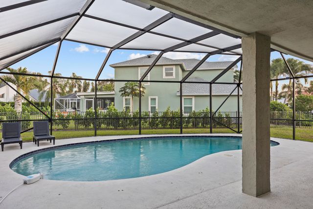 2400 Seaford Drive, Wellington, FL 33414