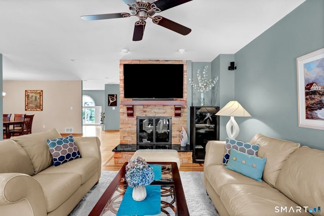 21 Hidden Valley Drive, Rocky Hill, CT 06067