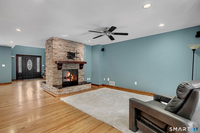 21 Hidden Valley Drive, Rocky Hill, CT 06067