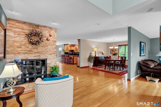 21 Hidden Valley Drive, Rocky Hill, CT 06067