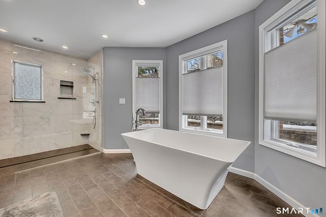 21 Hidden Valley Drive, Rocky Hill, CT 06067