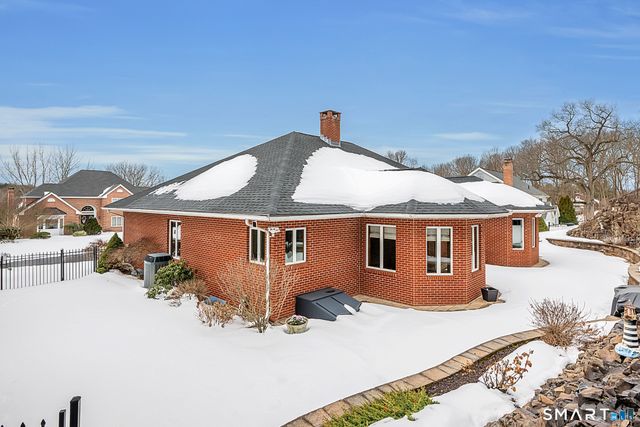 21 Hidden Valley Drive, Rocky Hill, CT 06067