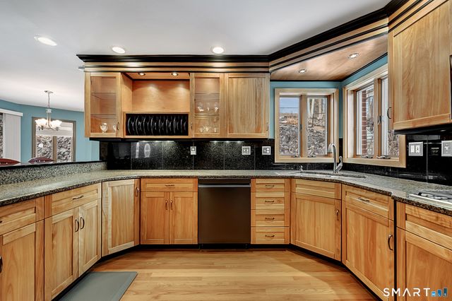 21 Hidden Valley Drive, Rocky Hill, CT 06067