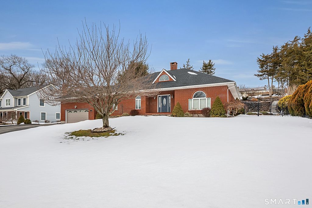 21 Hidden Valley Drive, Rocky Hill, CT 06067