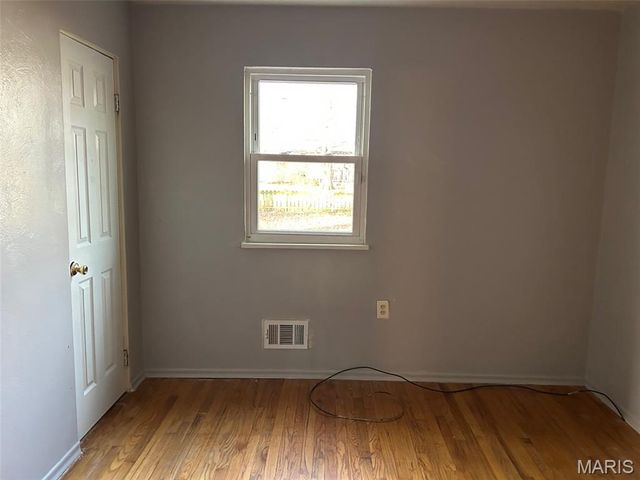 1601 Foster Drive, Belleville, IL 62226