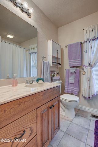 3541 Lusk Drive, Neosho, MO 64850