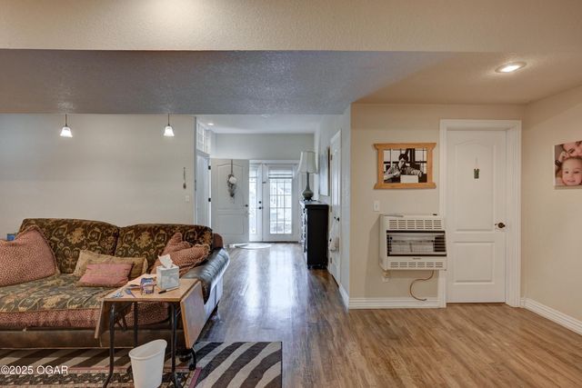 3541 Lusk Drive, Neosho, MO 64850
