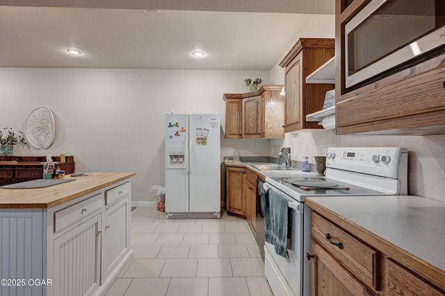 3541 Lusk Drive, Neosho, MO 64850