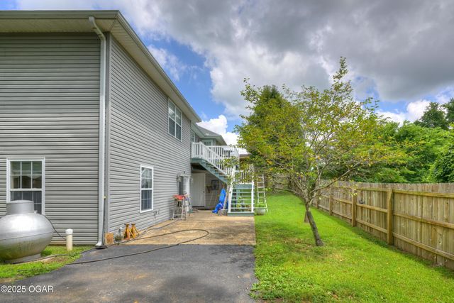 3541 Lusk Drive, Neosho, MO 64850