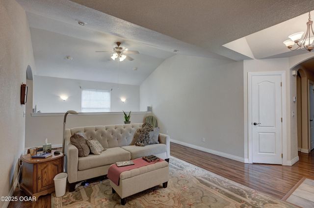 3541 Lusk Drive, Neosho, MO 64850