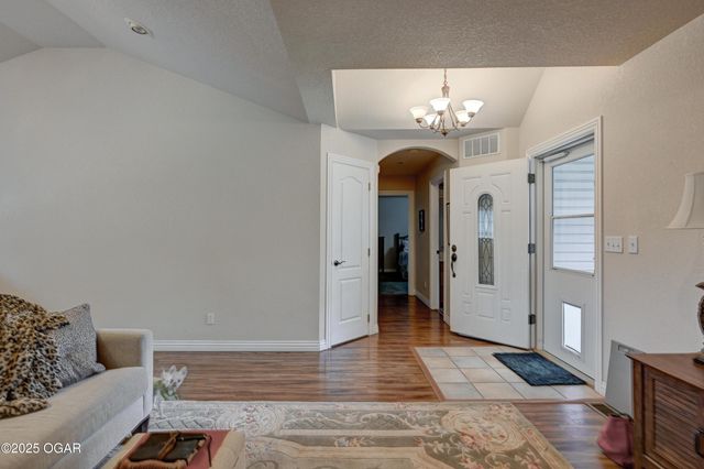 3541 Lusk Drive, Neosho, MO 64850