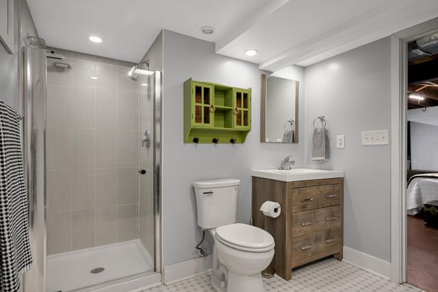 2027 Thure Avenue, Saint Paul, MN 55116