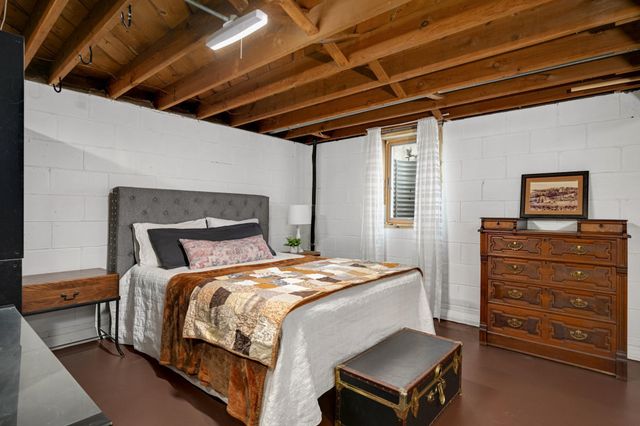 2027 Thure Avenue, Saint Paul, MN 55116