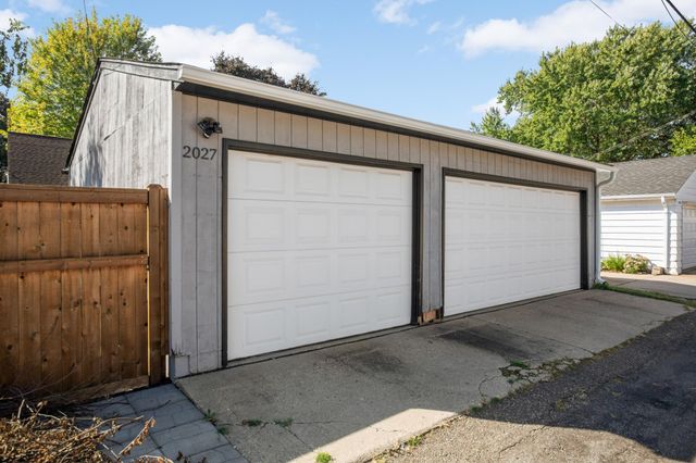 2027 Thure Avenue, Saint Paul, MN 55116