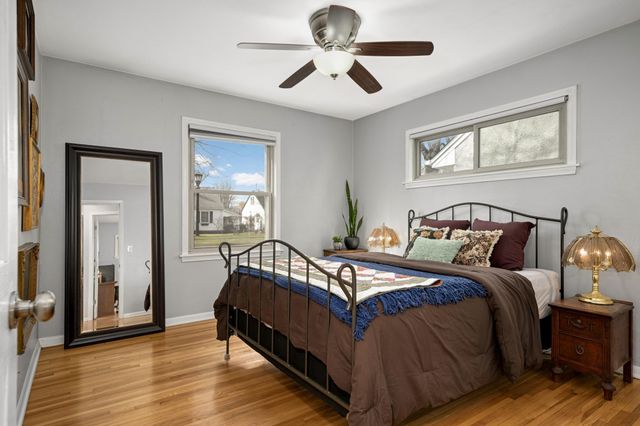 2027 Thure Avenue, Saint Paul, MN 55116