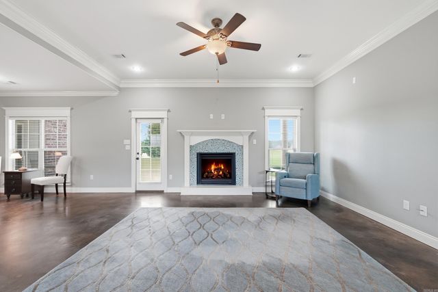 10 Colt Loop, Greenbrier, AR 72058