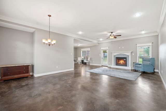 10 Colt Loop, Greenbrier, AR 72058