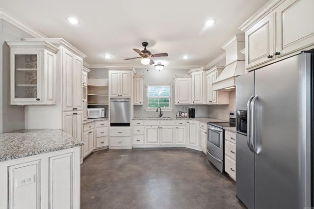 10 Colt Loop, Greenbrier, AR 72058