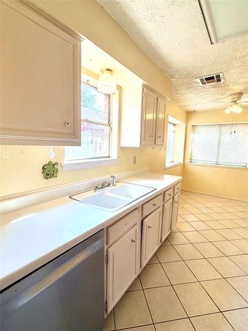 11223 Voltaire Drive, Houston, TX 77065