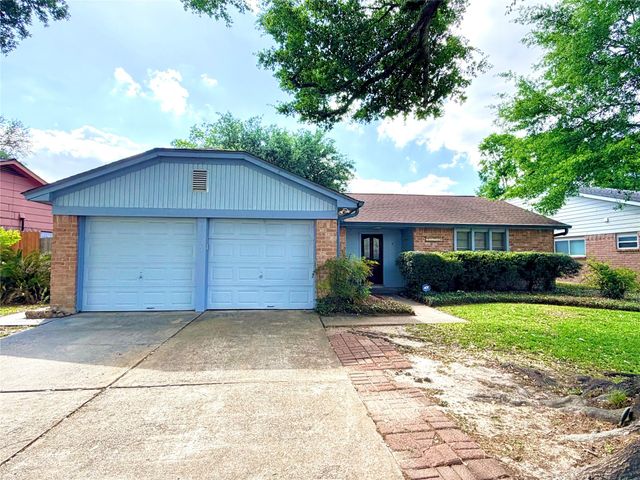 11223 Voltaire Drive, Houston, TX 77065