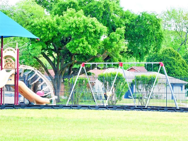 11223 Voltaire Drive, Houston, TX 77065