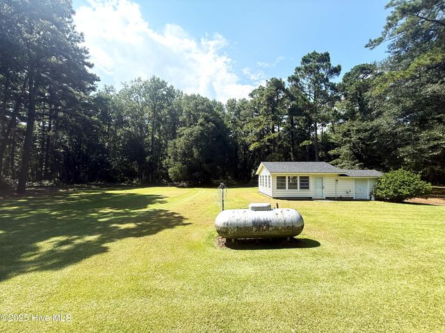 4271 Nc 99 Highway N, Pantego, NC 27860