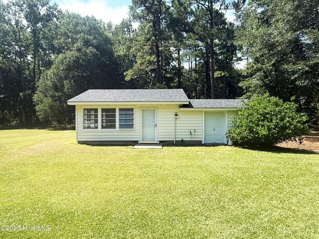 4271 Nc 99 Highway N, Pantego, NC 27860