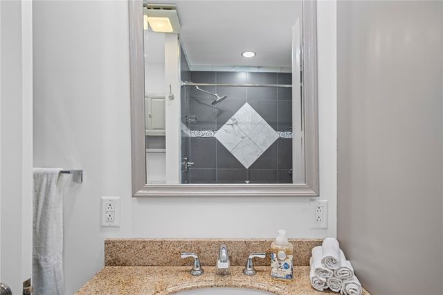 7872 Mount Carmel Road, Penn Hills, PA 15147