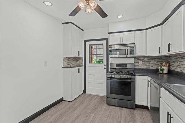 7872 Mount Carmel Road, Penn Hills, PA 15147