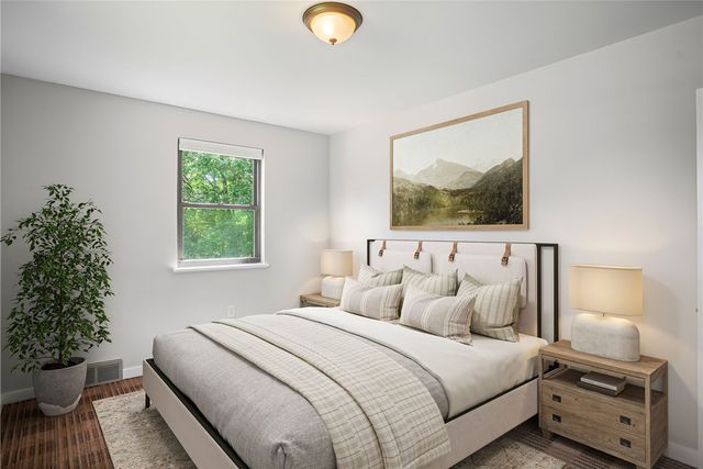 7872 Mount Carmel Road, Penn Hills, PA 15147