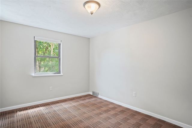 7872 Mount Carmel Road, Penn Hills, PA 15147