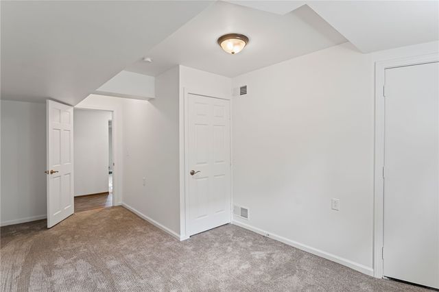 7872 Mount Carmel Road, Penn Hills, PA 15147