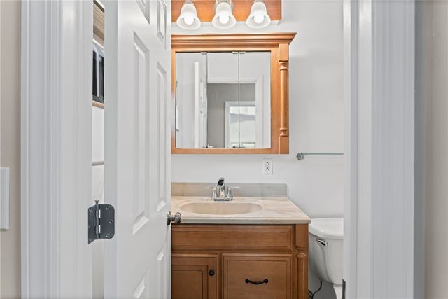 7872 Mount Carmel Road, Penn Hills, PA 15147