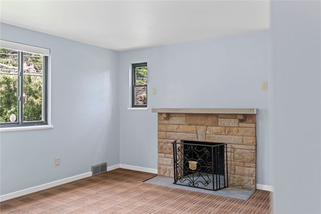 7872 Mount Carmel Road, Penn Hills, PA 15147