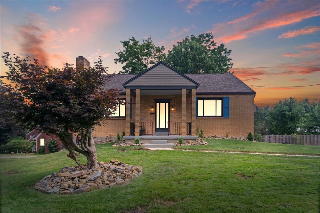 7872 Mount Carmel Road, Penn Hills, PA 15147