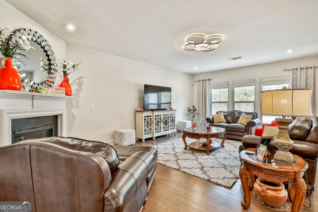 435 Park Haven Lane, Tyrone, GA 30290