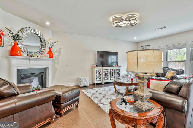 435 Park Haven Lane, Tyrone, GA 30290