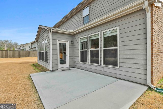 435 Park Haven Lane, Tyrone, GA 30290