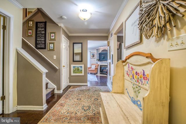 3 LAURELGATE PL, Millersville, PA 17551