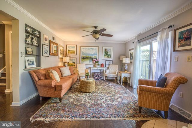 3 LAURELGATE PL, Millersville, PA 17551